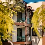 Alhambra Boutique Apartments